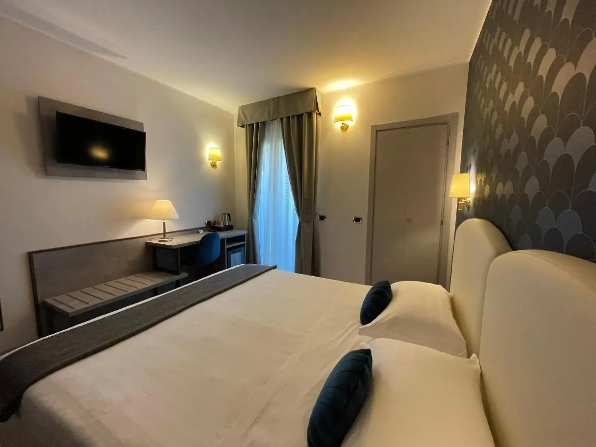 Hotel Florence Milano İtalya