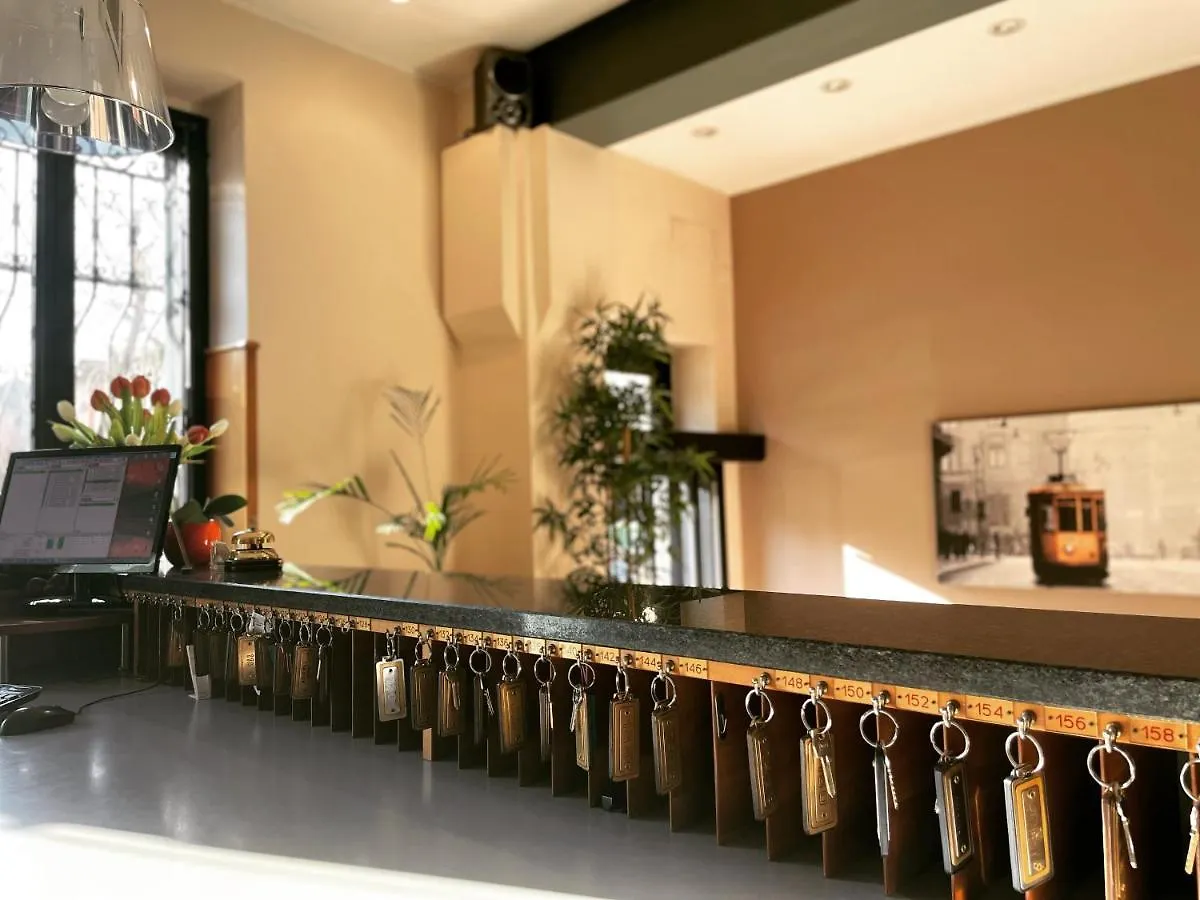 Hotel Florence Milano 3*,  İtalya