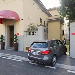 La Fortezza Otel Floransa